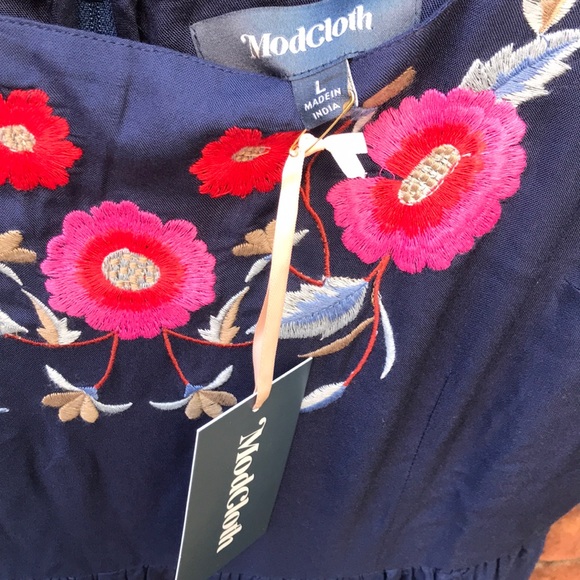 🌸 NWT ModCloth flower dress - Picture 6 of 8